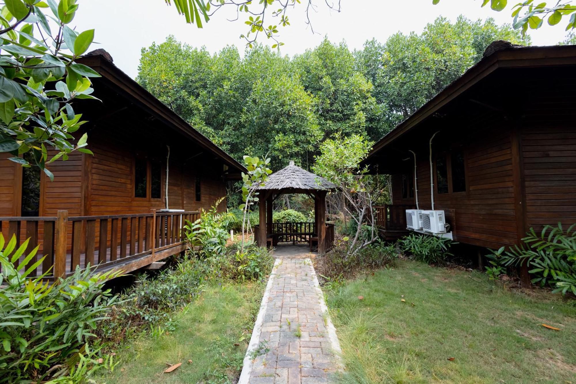 Reddoorz Resort @ Taman Wisata Mangrove Джакарта Екстериор снимка
