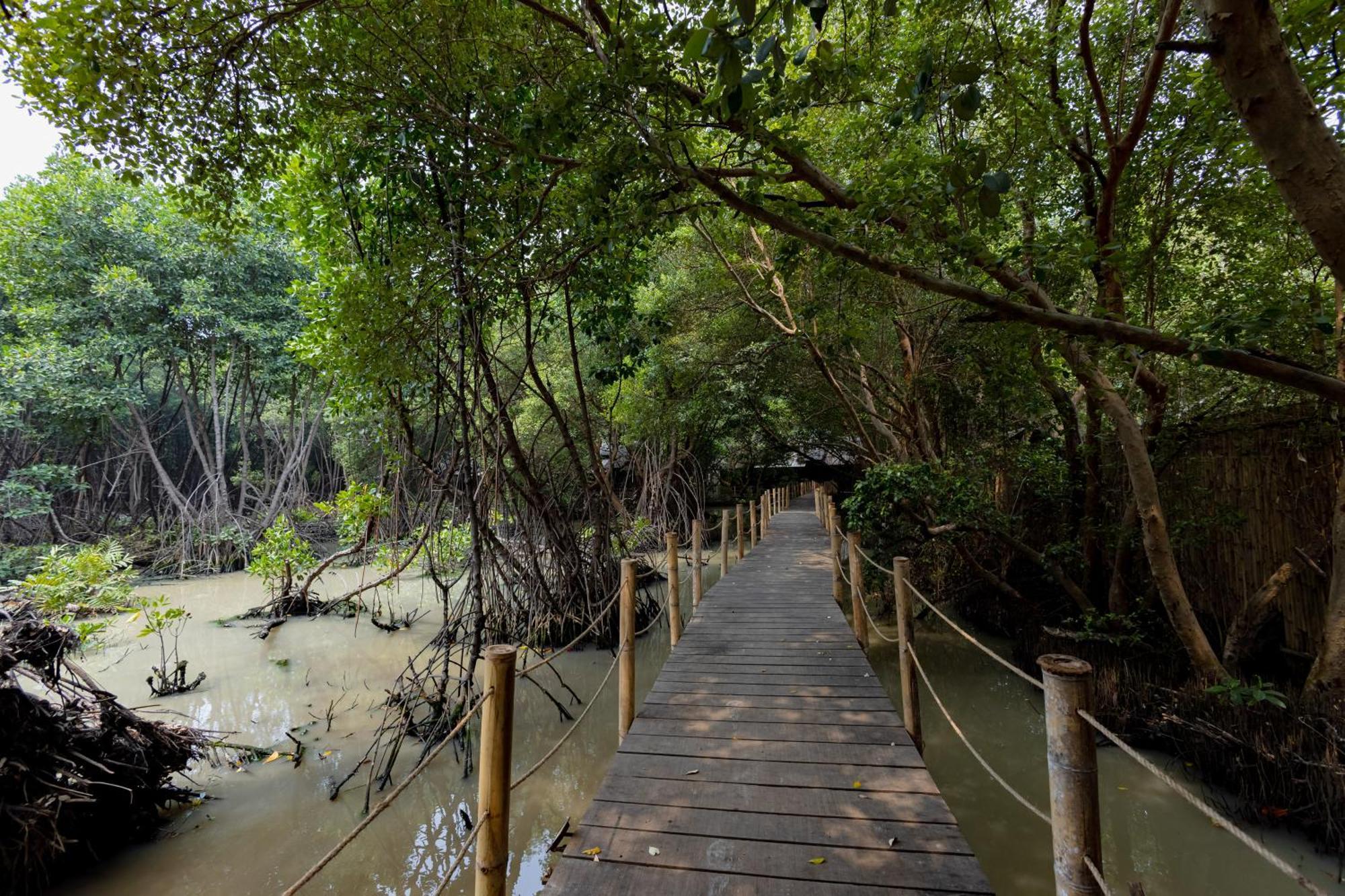 Reddoorz Resort @ Taman Wisata Mangrove Джакарта Екстериор снимка