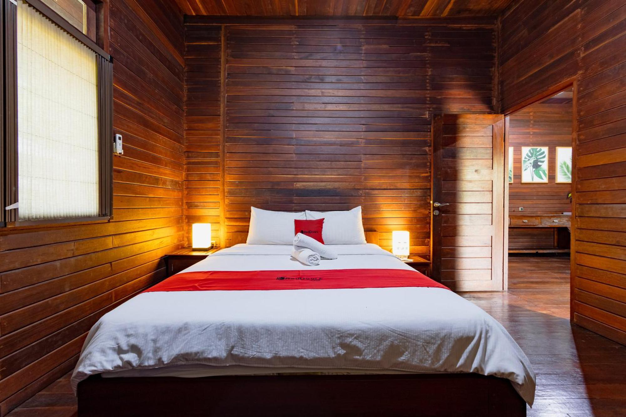 Reddoorz Resort @ Taman Wisata Mangrove Джакарта Екстериор снимка