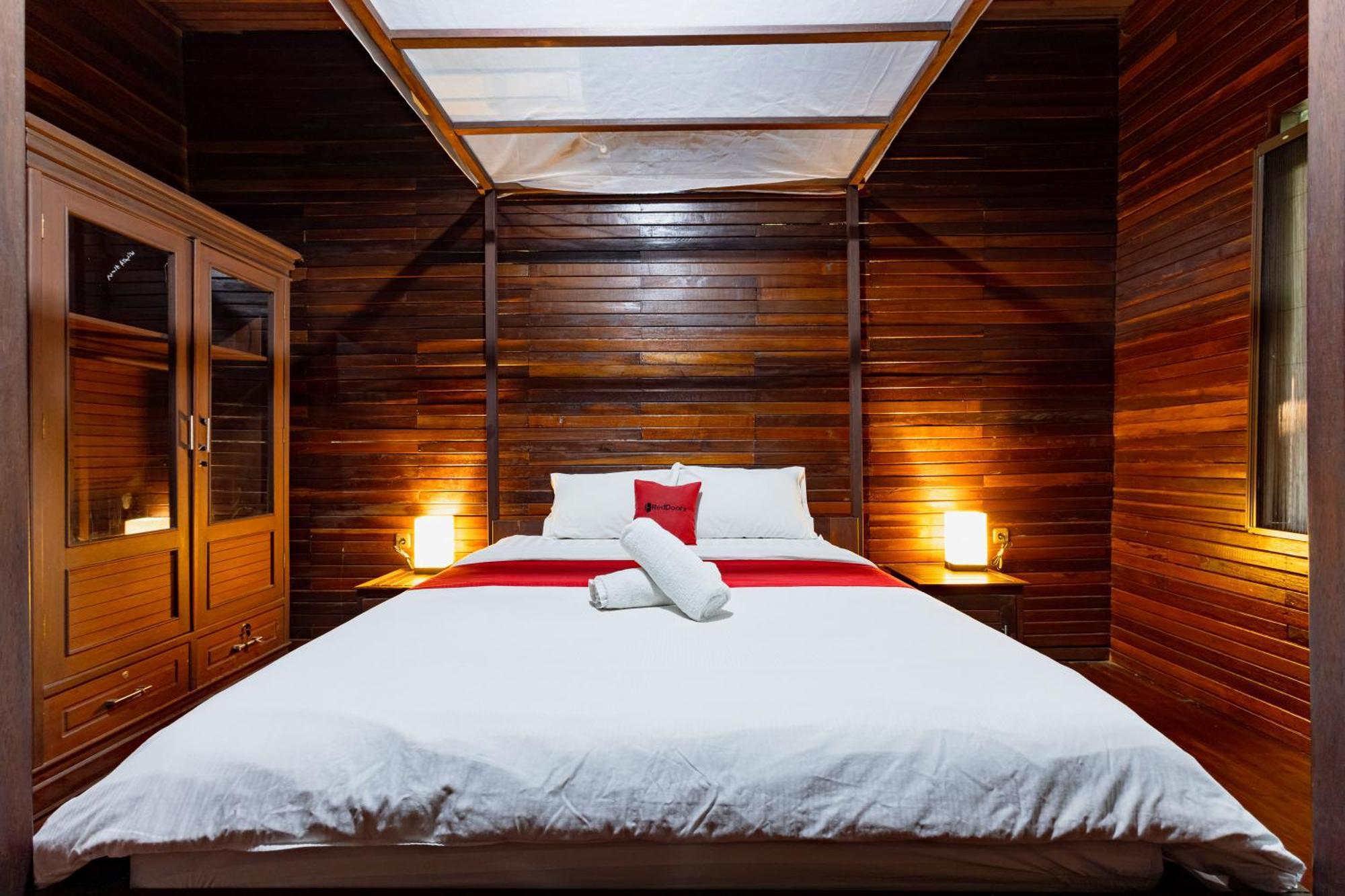 Reddoorz Resort @ Taman Wisata Mangrove Джакарта Екстериор снимка